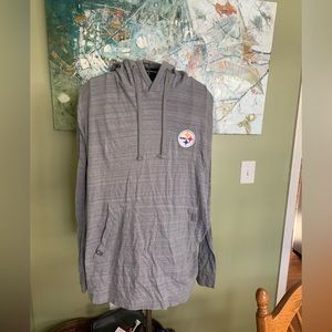 Pittsburgh Steelers lightweight hoodie in size XL.